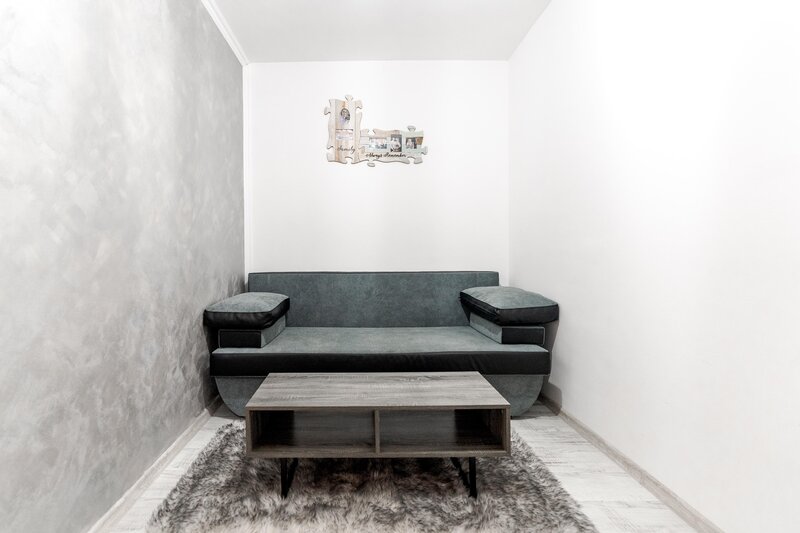 Mihai Bravu, Ploiesti.