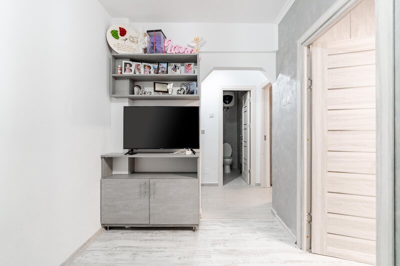 Mihai Bravu, Ploiesti.