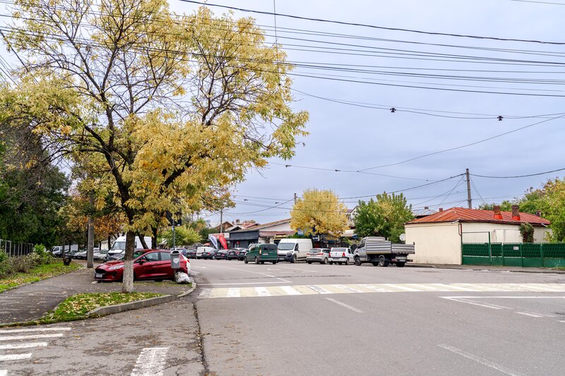 Mihai Bravu, Ploiesti.